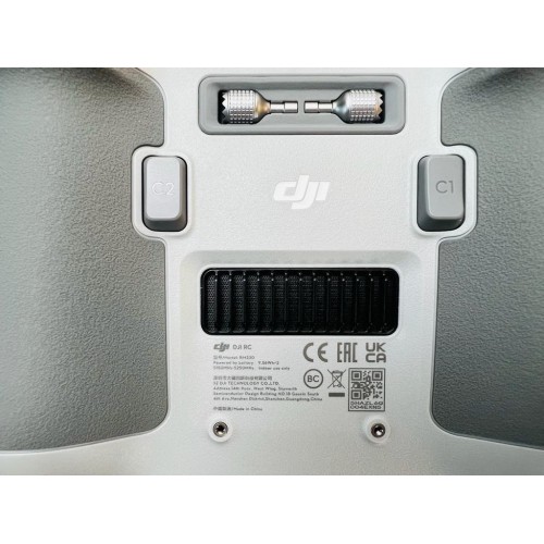 Квадрокоптер DJI Mavic 3 Pro в Красноярске с пультом DJI RC