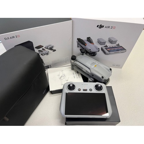 Квадрокоптер DJI AIR 2S Fly More Combo (пульт DJI RC с экраном) в Красноярске