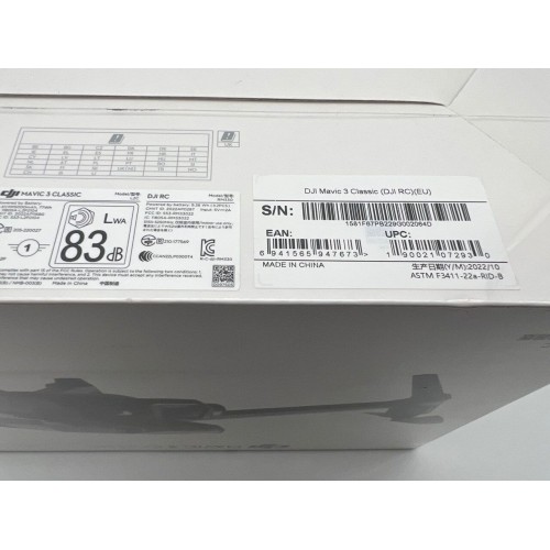 Квадрокоптер DJI Mavic 3 Classic (DJI RC) в Красноярске